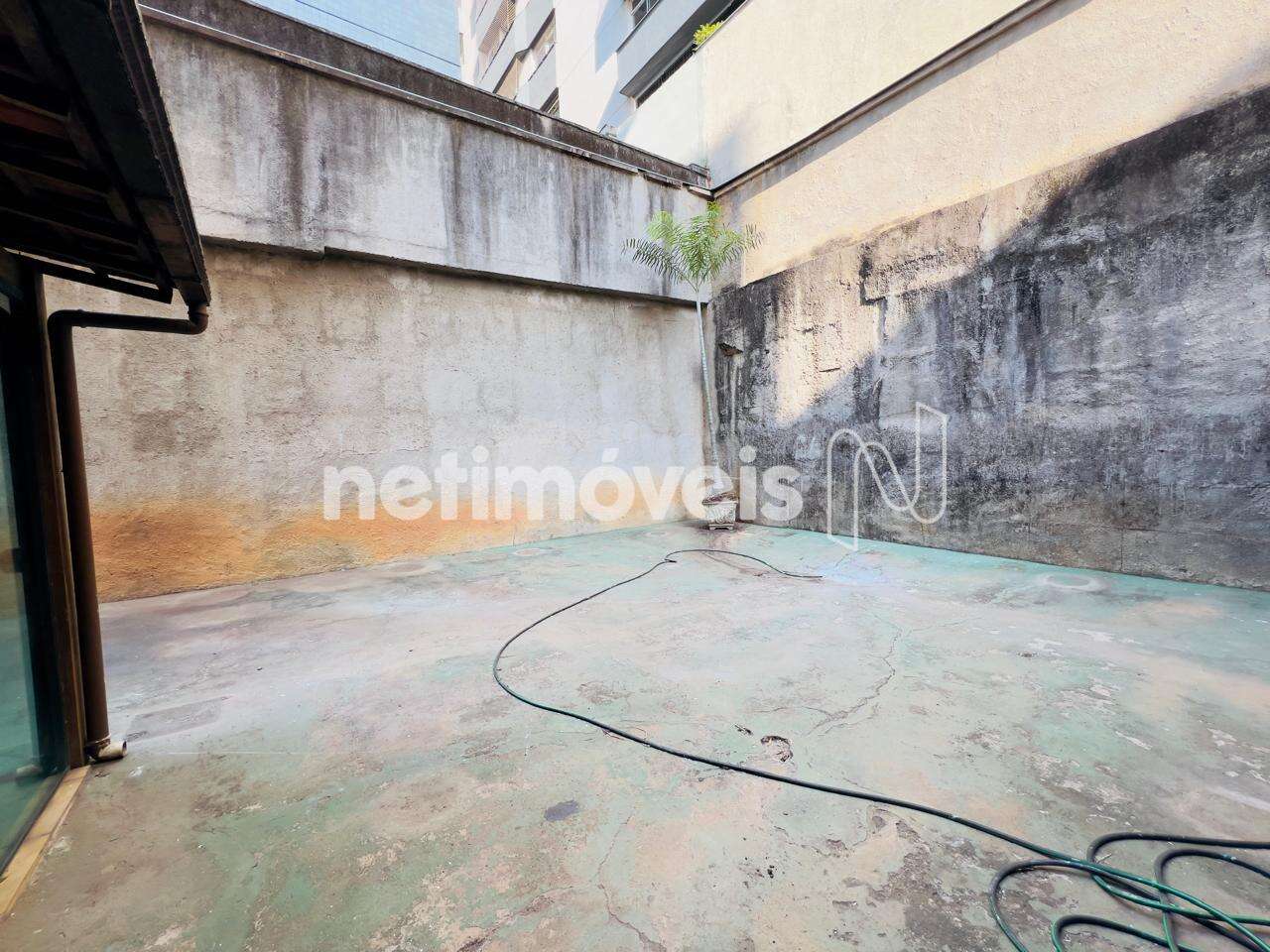 área privativa descoberta 