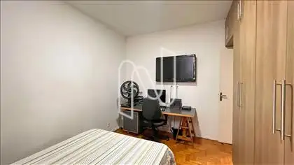Quarto 1- com armário