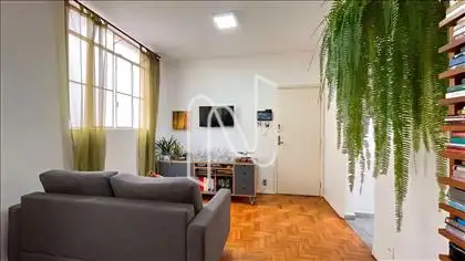 Sala ampla para dois ambientes