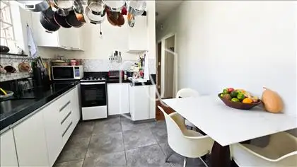 Cozinha Integrada com armários