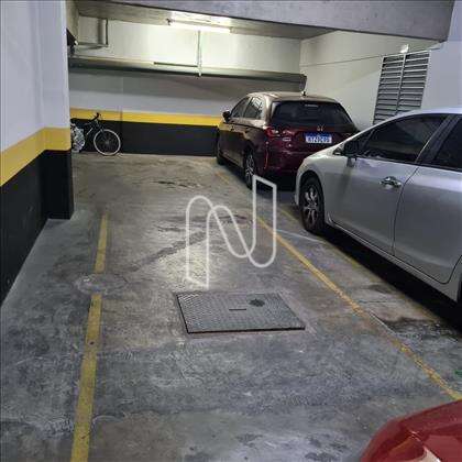  2 vagas de garagem em linha