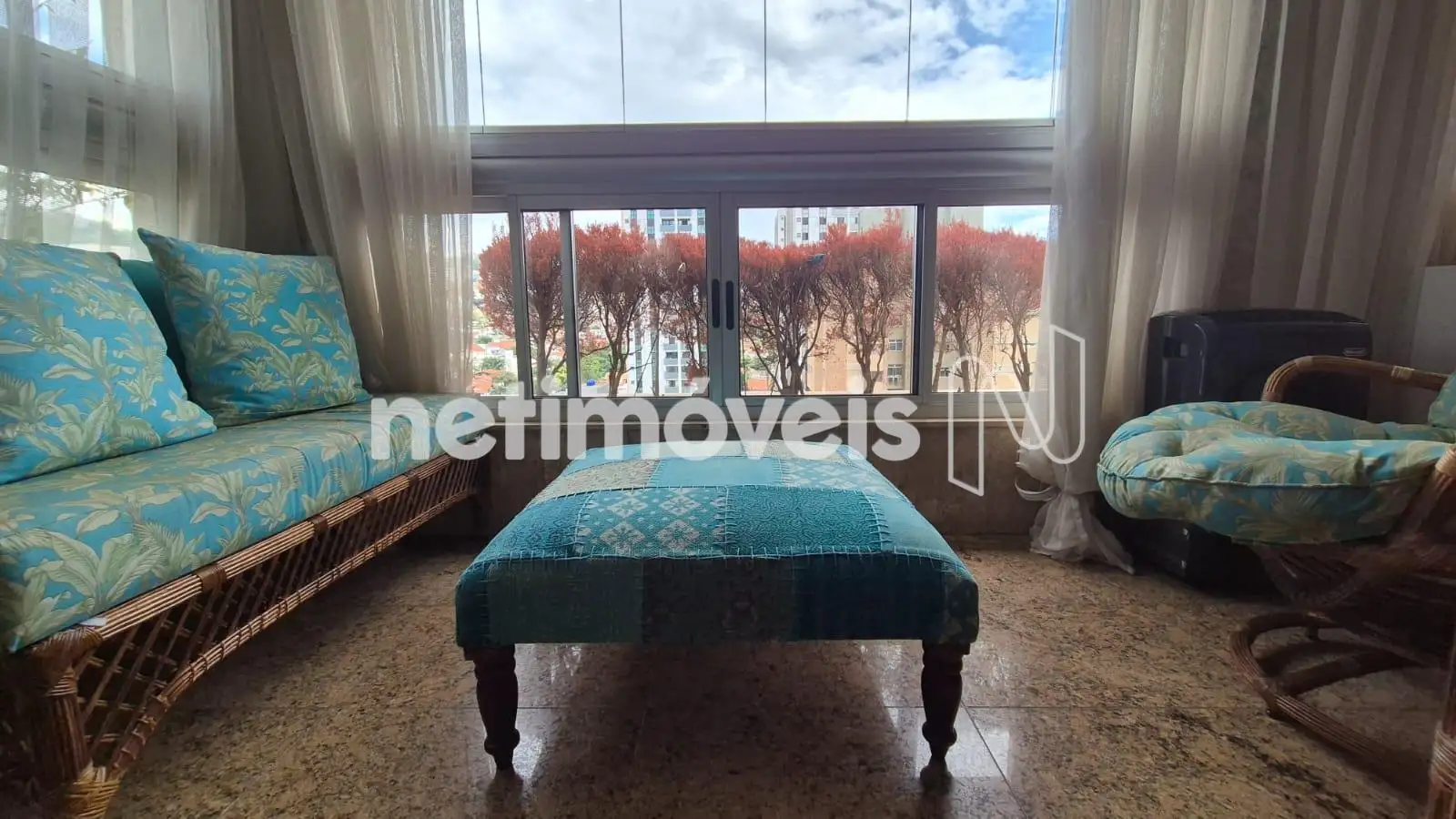 Detalhe varanda da sala