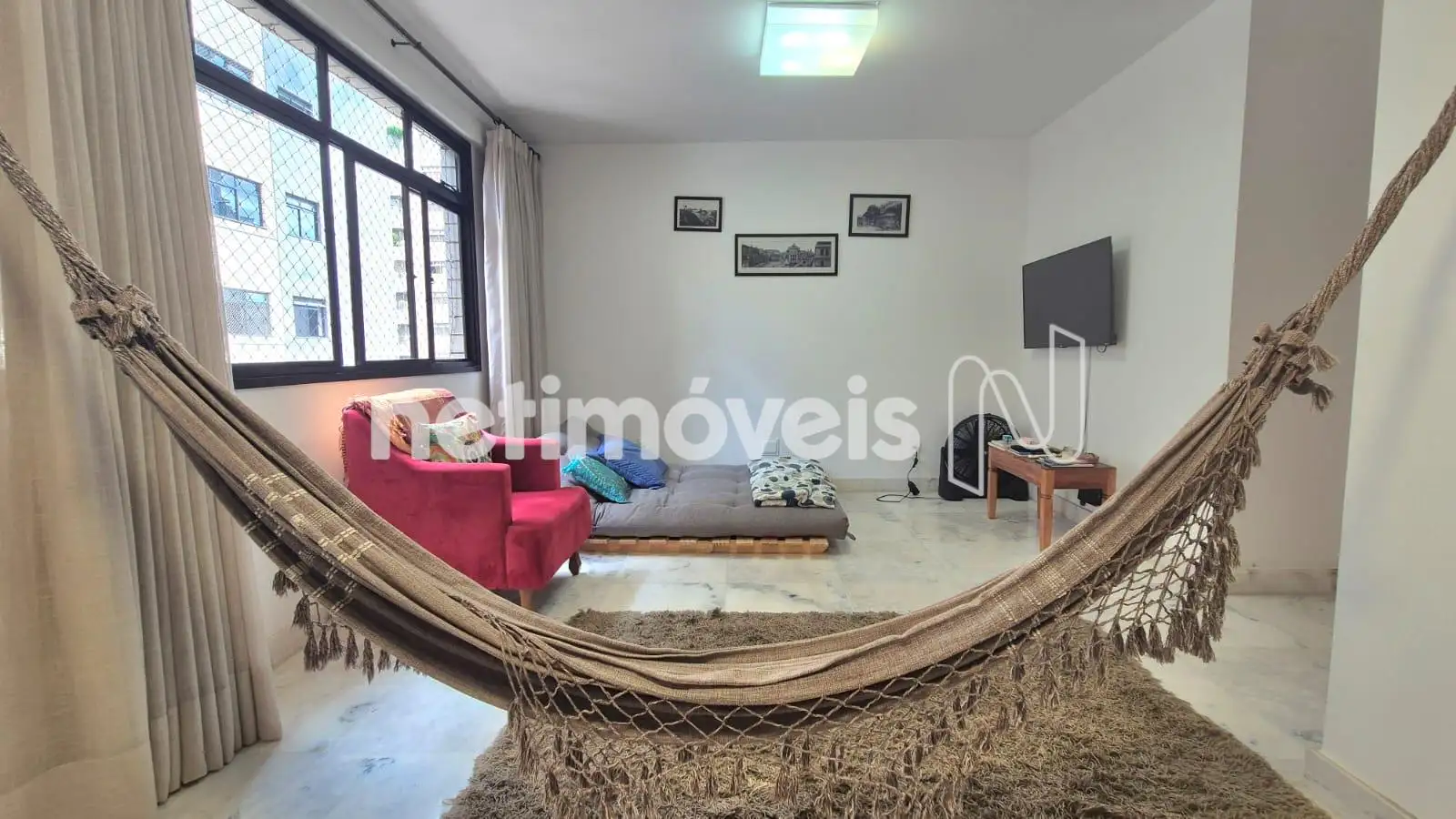 Sala ampla para 2 ambientes