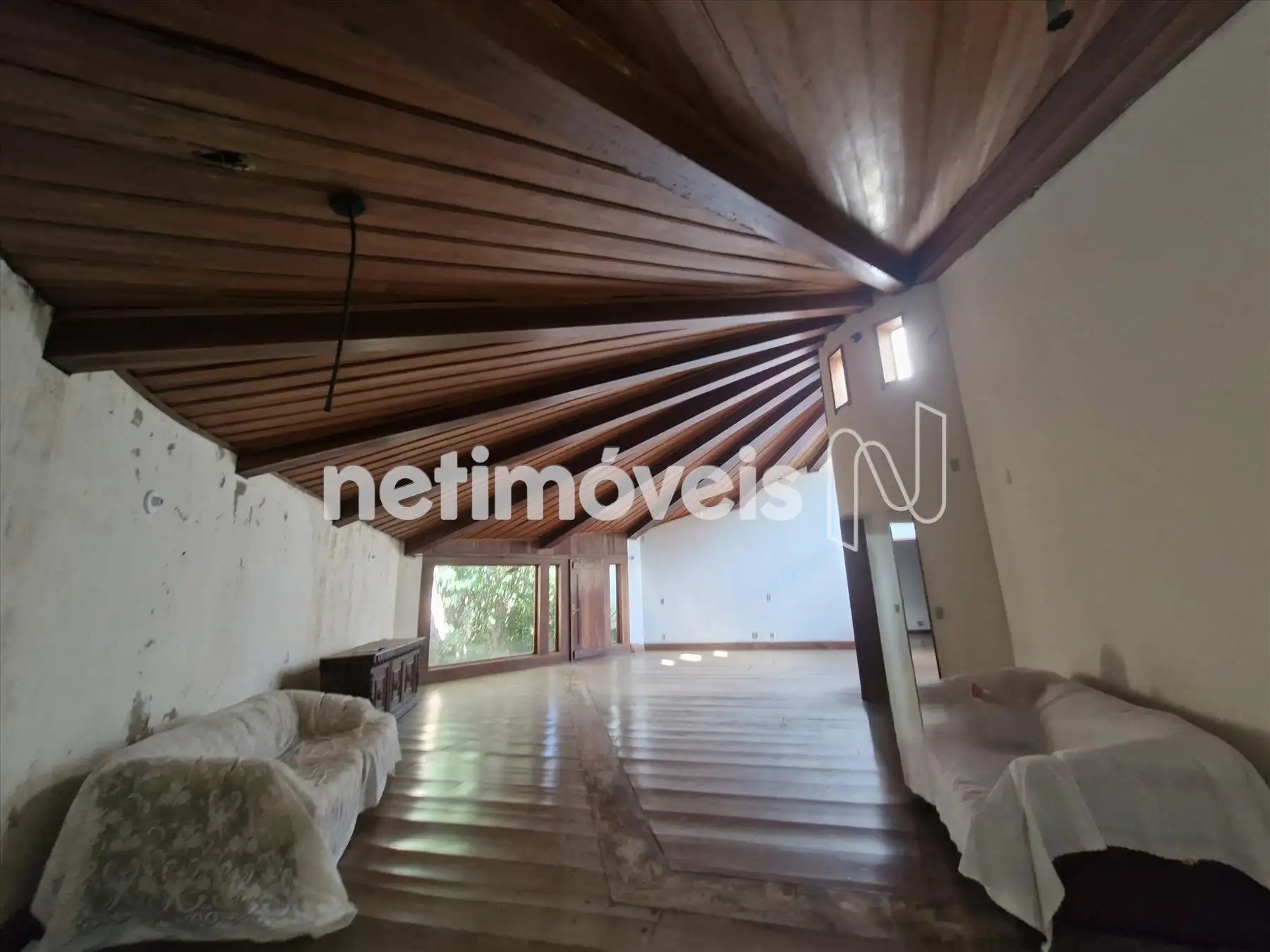 sala - forro e piso em jacarandá