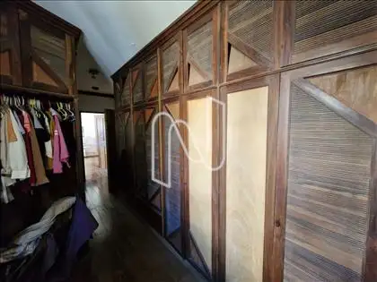 closet suite