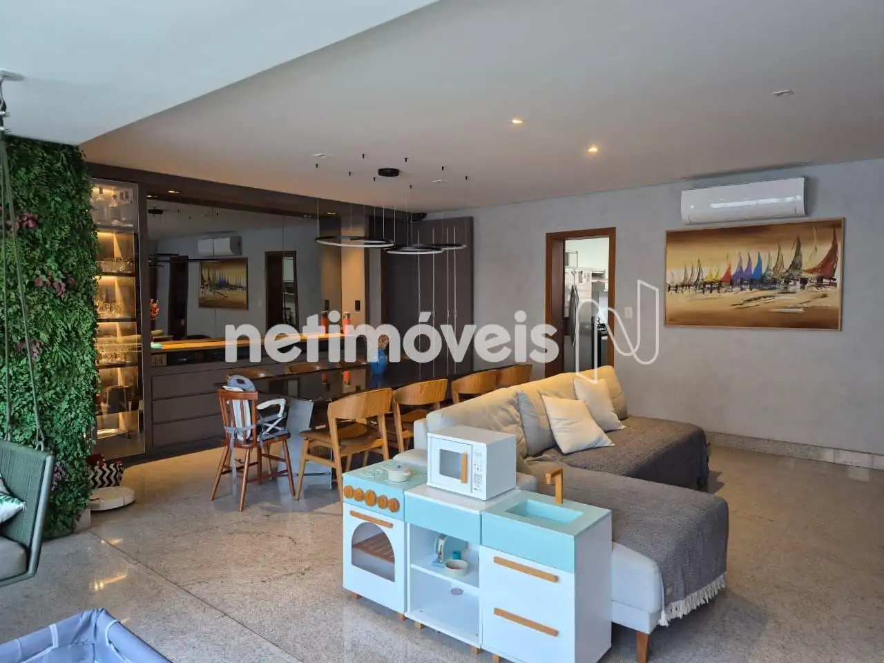 Apartamento para comprar com 150 m², 4 quartos, 4 banheiros, 4 vagas em Rua Muzambinho, Cruzeiro, Belo Horizonte