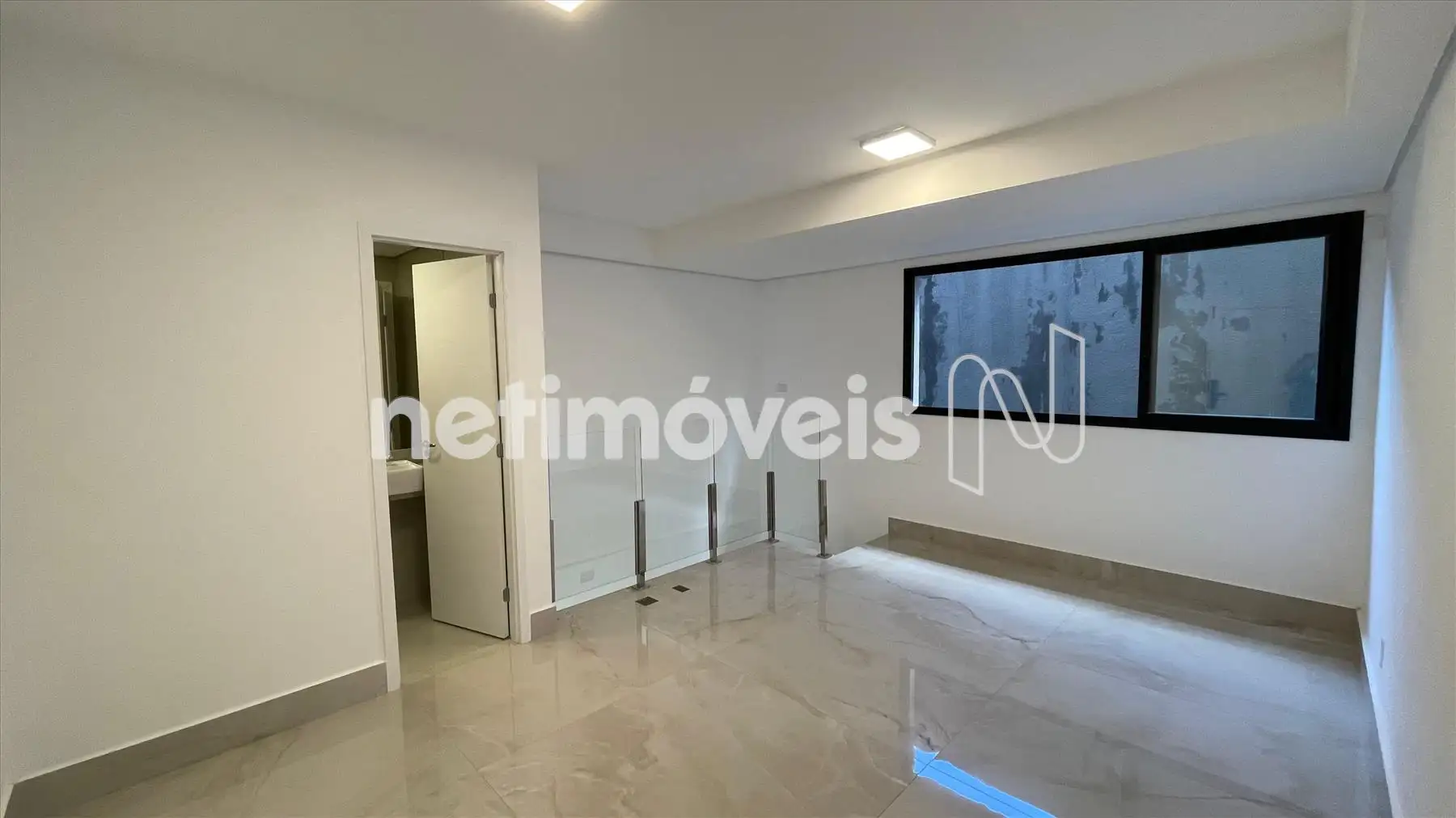 Segundo piso sala de estar 