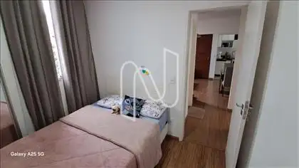  Quarto de criança com armários