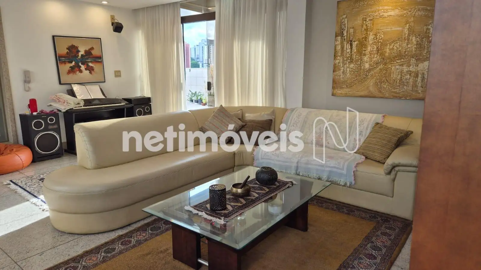 Sala ampla p/ 3 ambientes (2º andar)