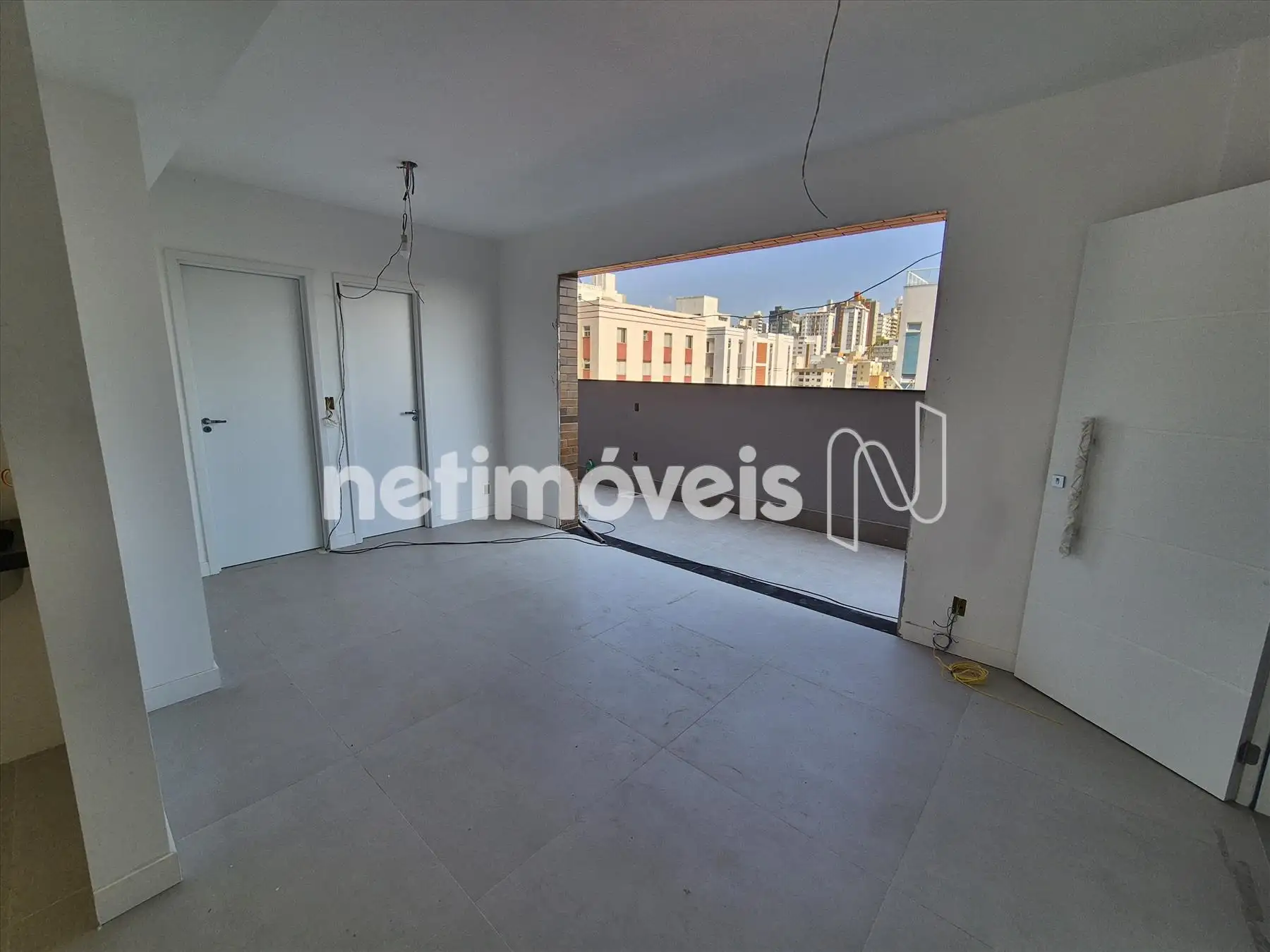 sala e área privativa