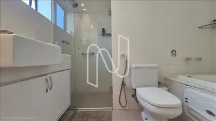 Banheiro suíte master com banheira de hidro