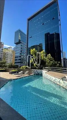 PISCINA 