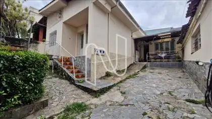 Entrada para o imóvel 1 e 2