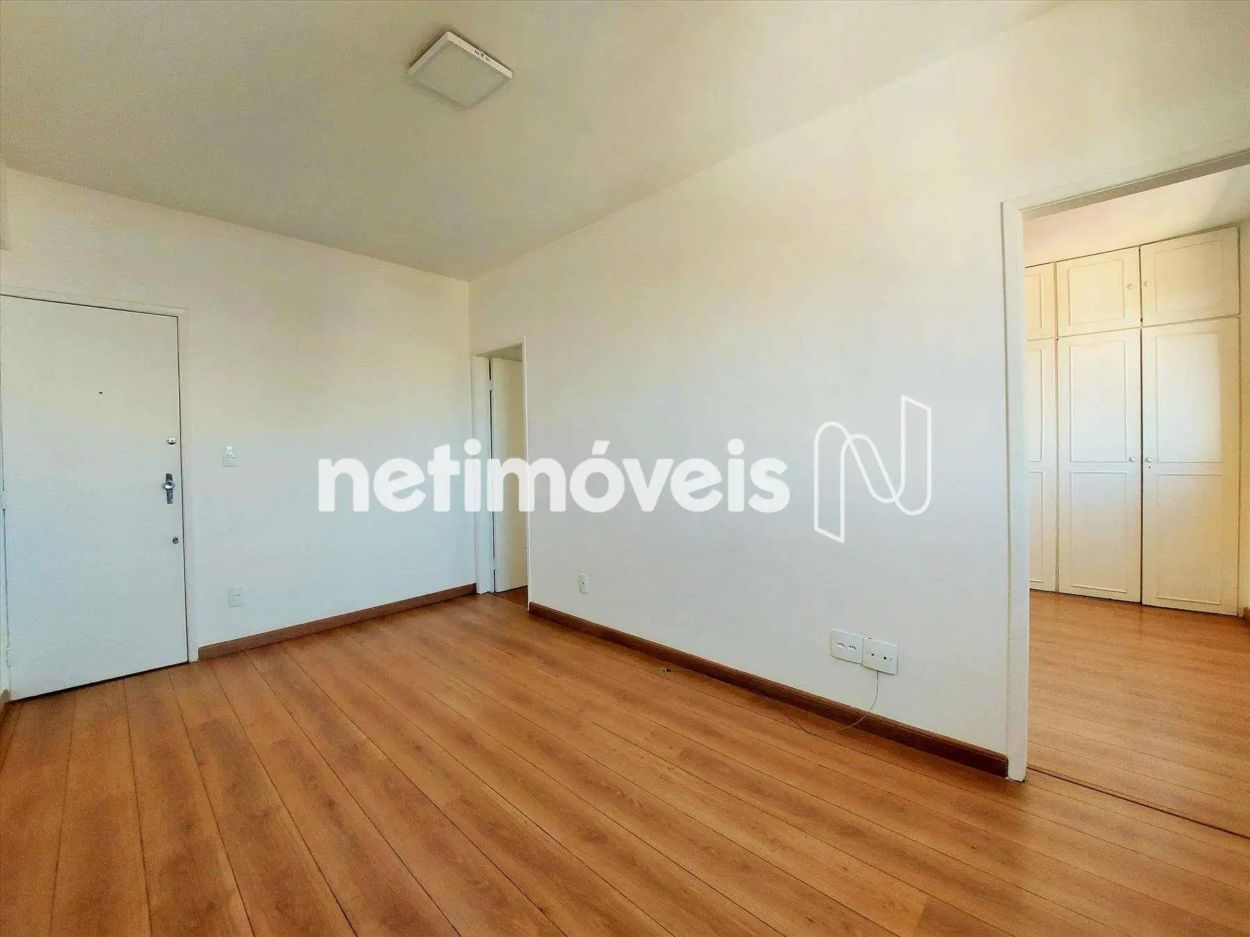 Flat para comprar com 50 m², 1 quarto, 1 banheiro, 1 vaga em Rua Montes Claros, Anchieta, Belo Horizonte