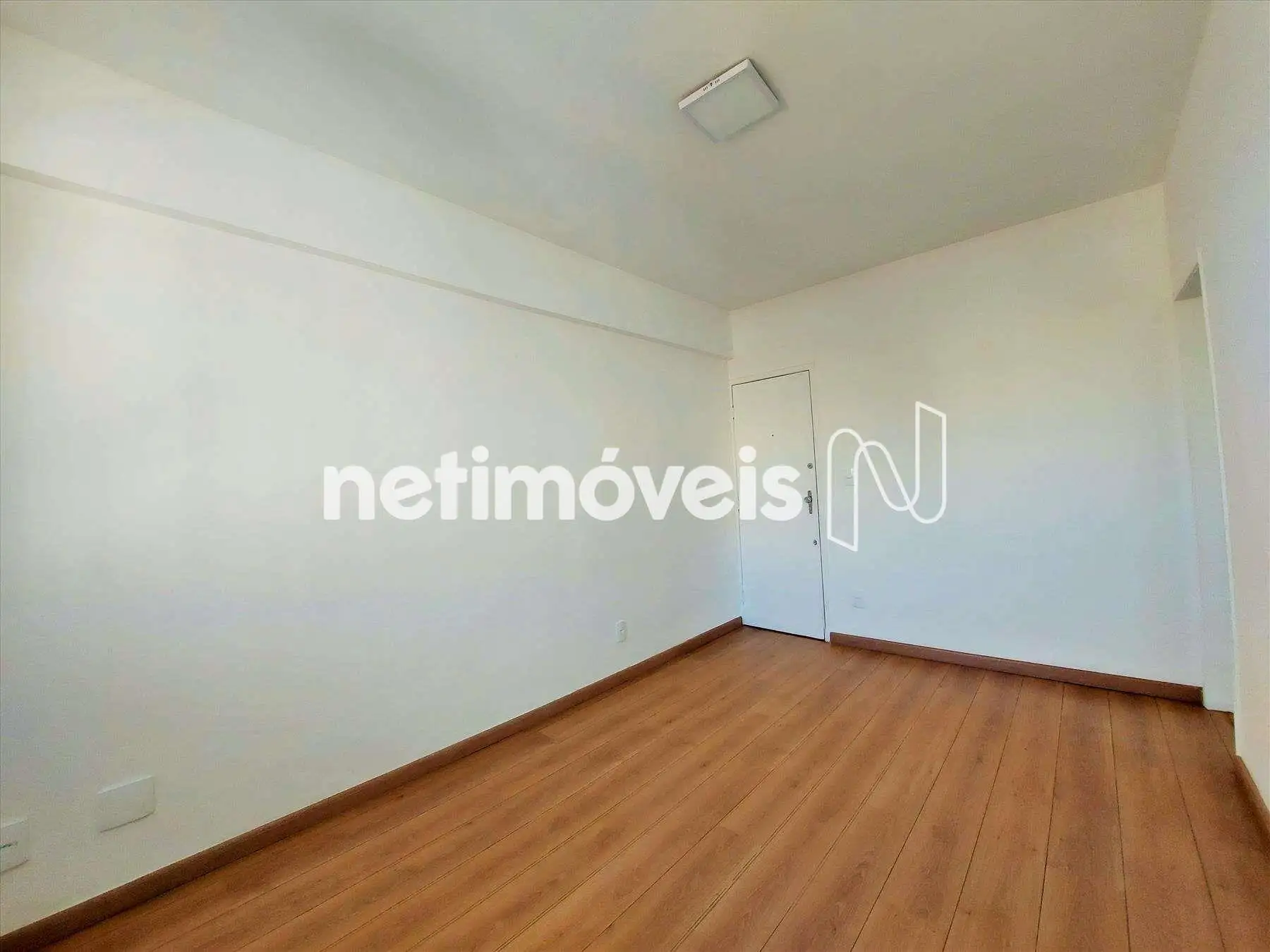 Flat para comprar com 50 m², 1 quarto, 1 banheiro, 1 vaga em Rua Montes Claros, Anchieta, Belo Horizonte