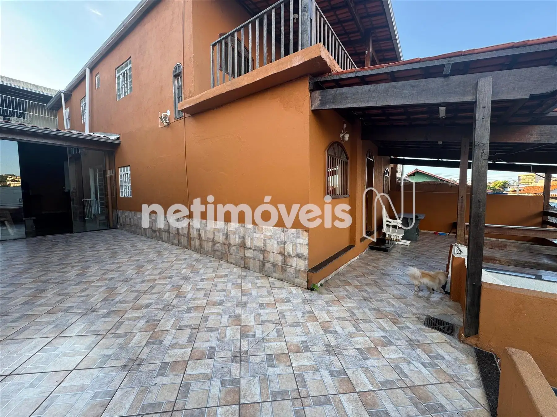 varanda e acesso ao espaço gourmet 