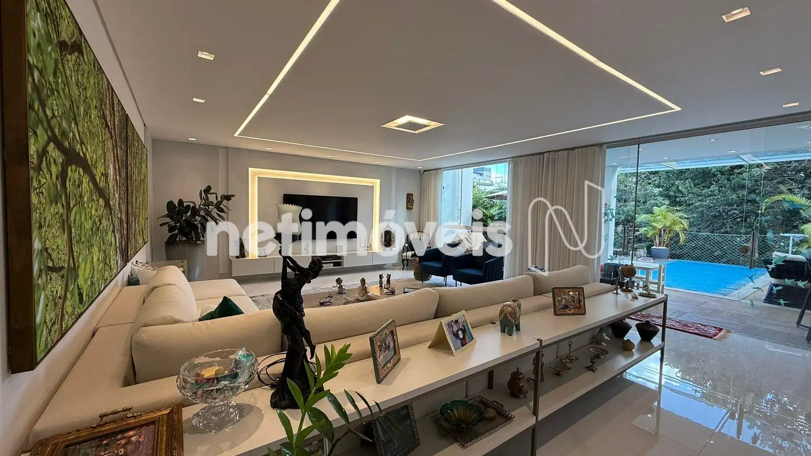 Casa para comprar com 400 m², 4 quartos, 6 banheiros, 2 vagas em Buritis, Belo Horizonte