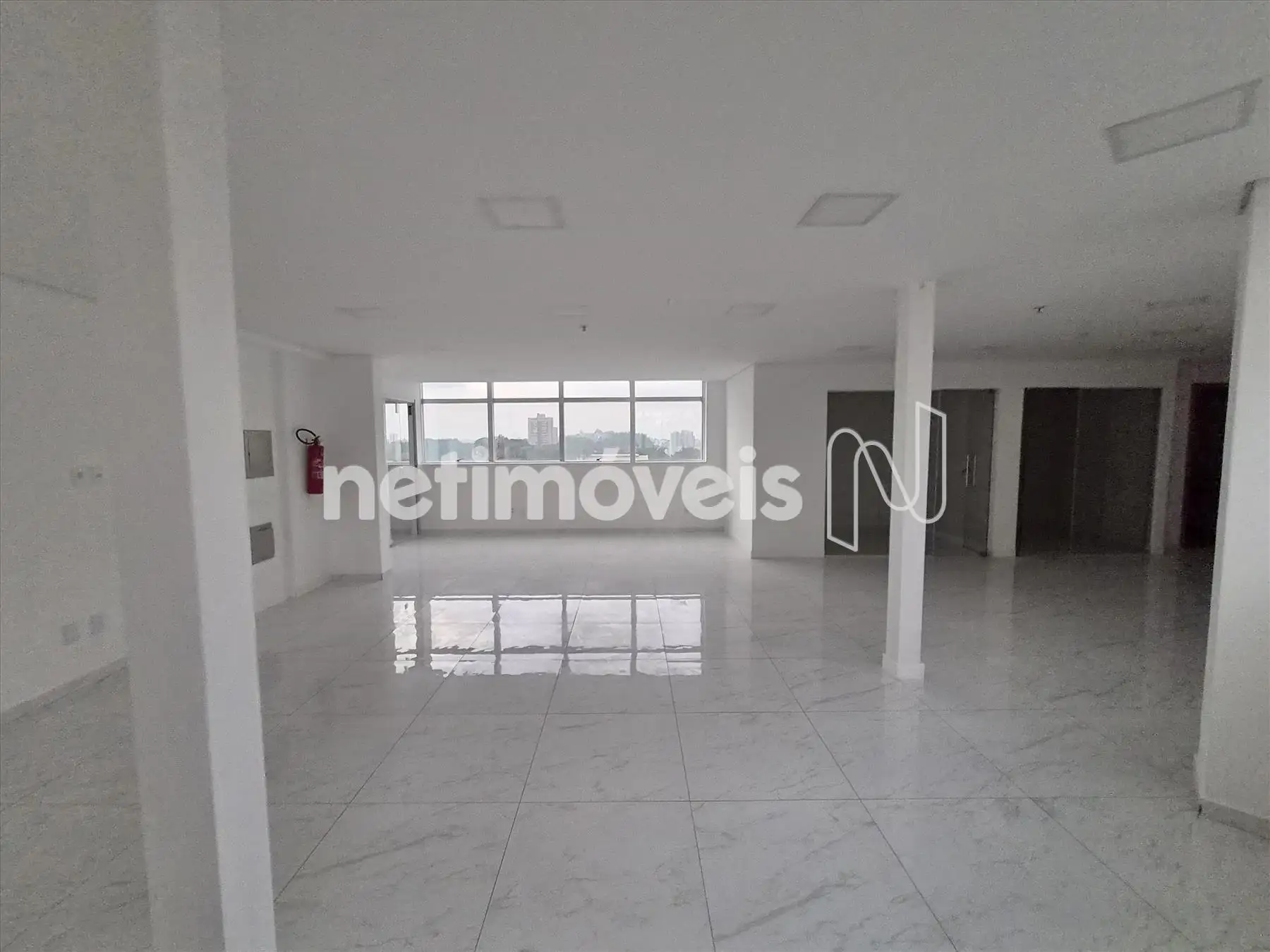 Andar-pilotis para comprar com 113 m², 2 banheiros, 2 vagas em Avenida Amazonas, Santo Agostinho, Belo Horizonte
