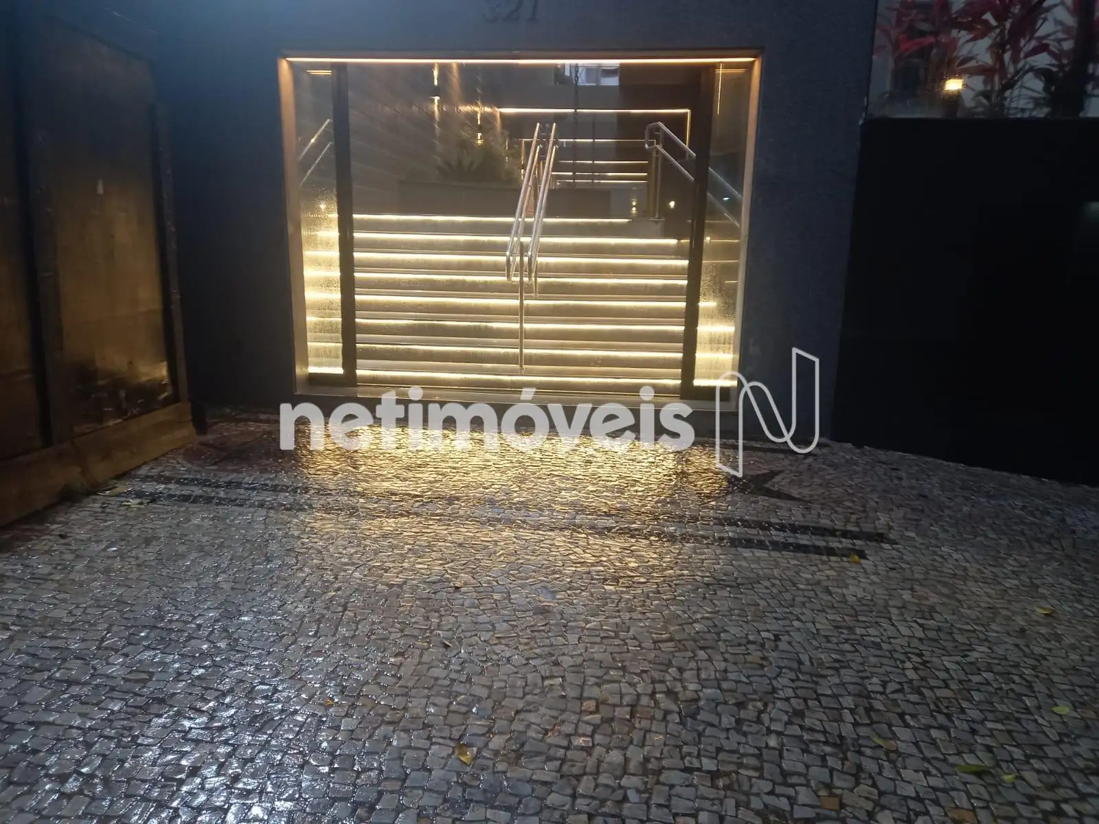 Entrada do prédio