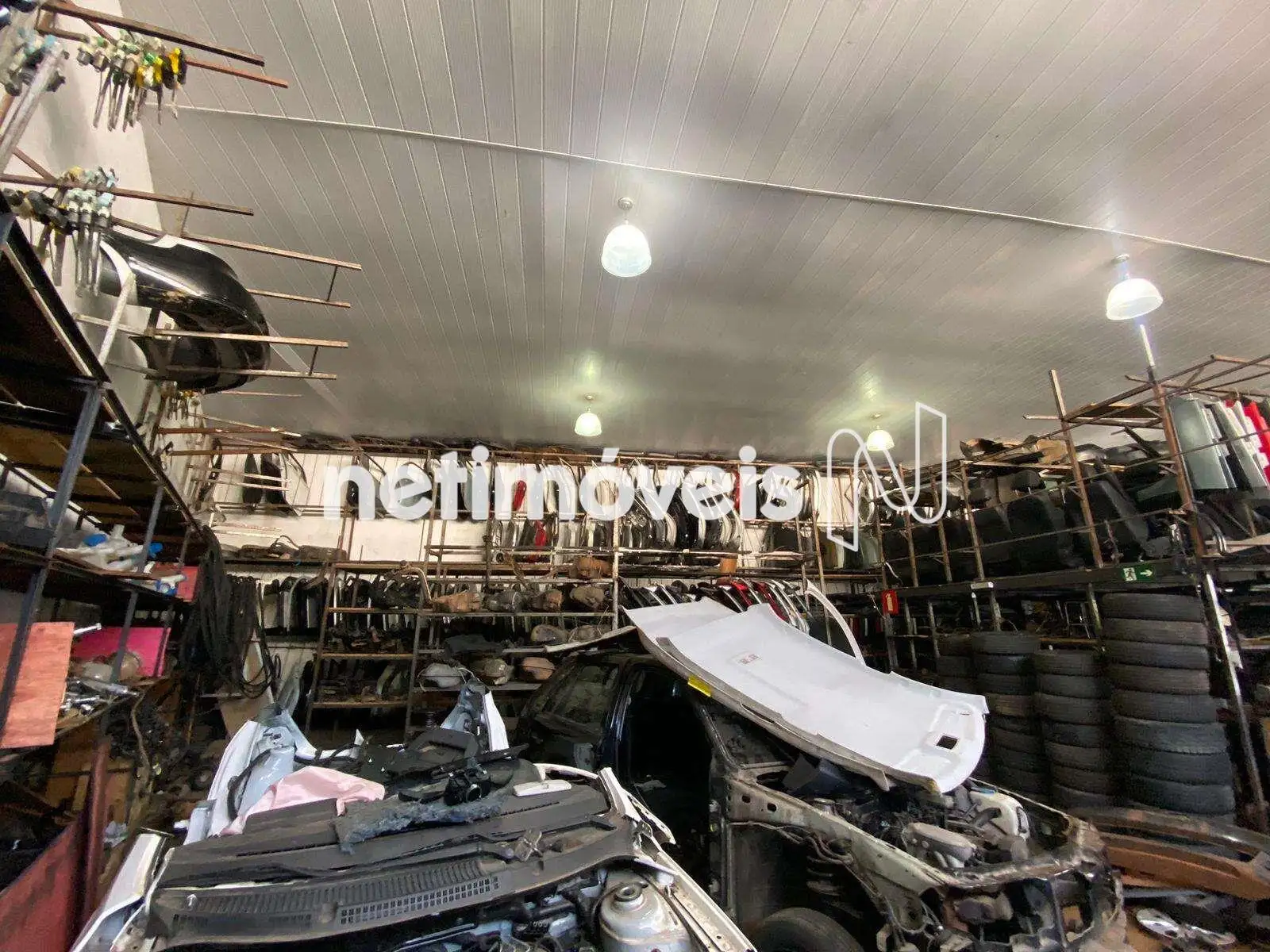 Loja para comprar com 326 m², 2 banheiros em Monsenhor Messias, Belo Horizonte
