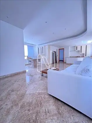 Sala com móveis