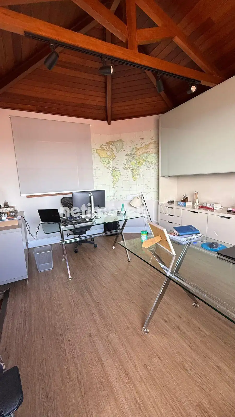 Escitório 3° andar 