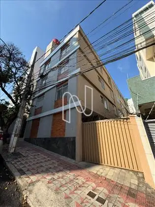  Fachada