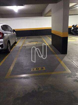 02 VAGAS EM LINHA. 