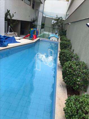 PISCINA.  