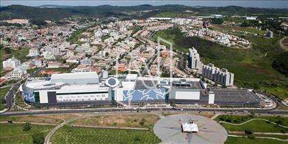 Visão Cabral ( Shopping e Praça do Sol )