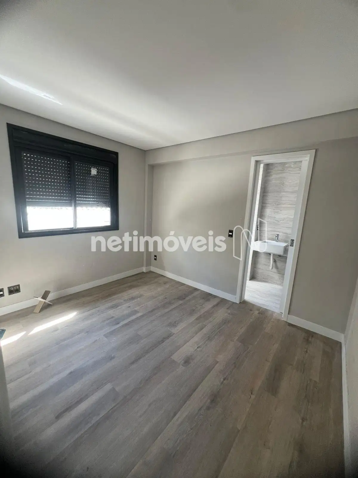  Suite 2