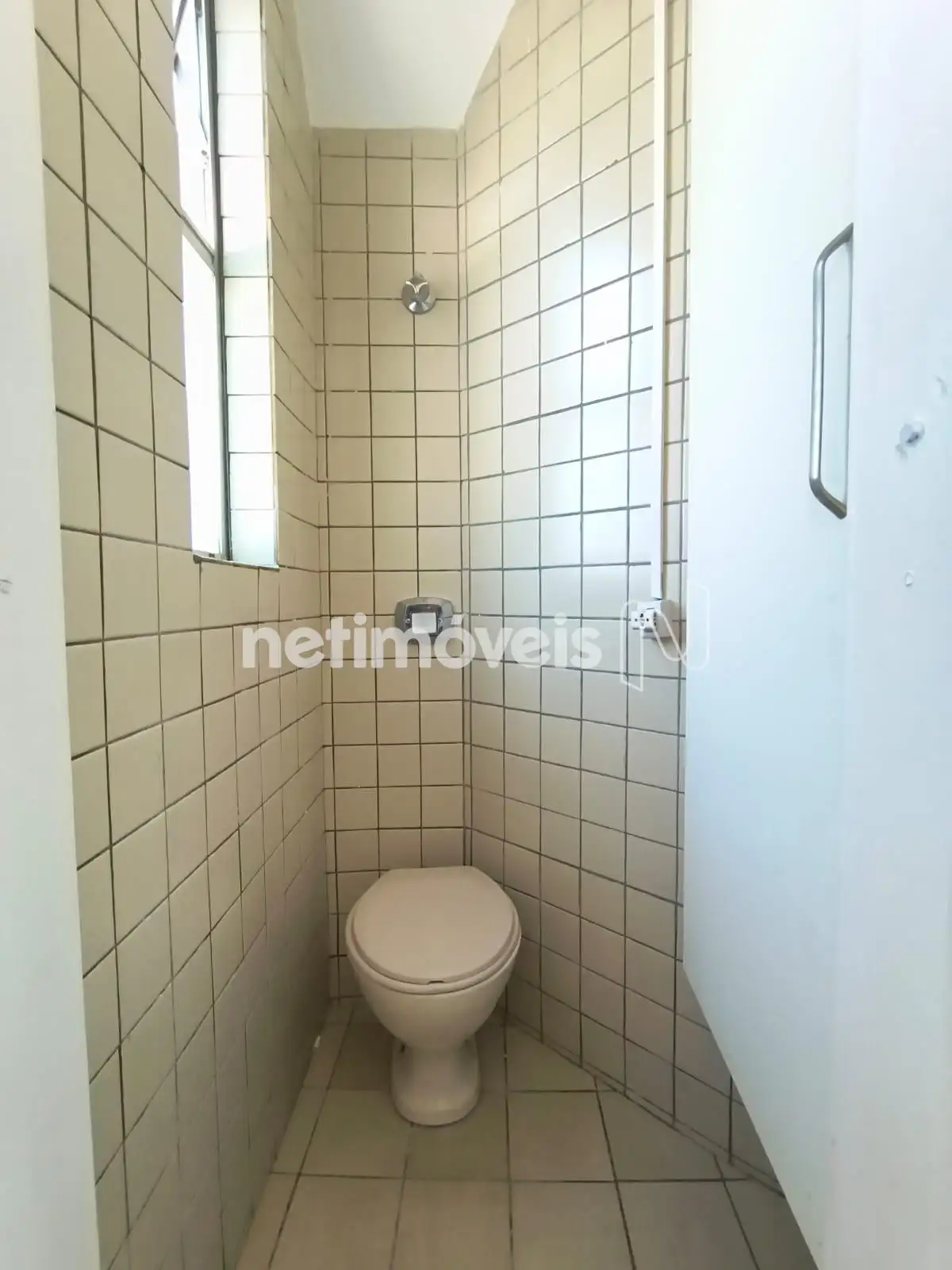 Banheiro de serviço