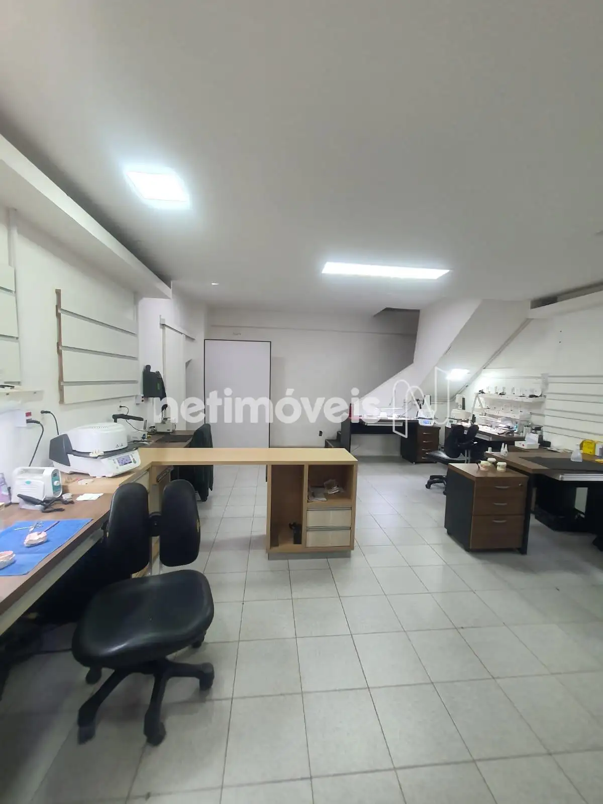 Loja para comprar com 99 m², 1 vaga em Rua Ulhoa Cintra, Santa Efigênia, Belo Horizonte