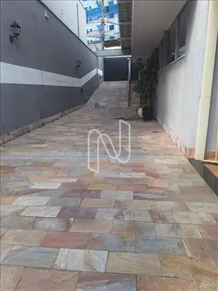 Vista da garagem 