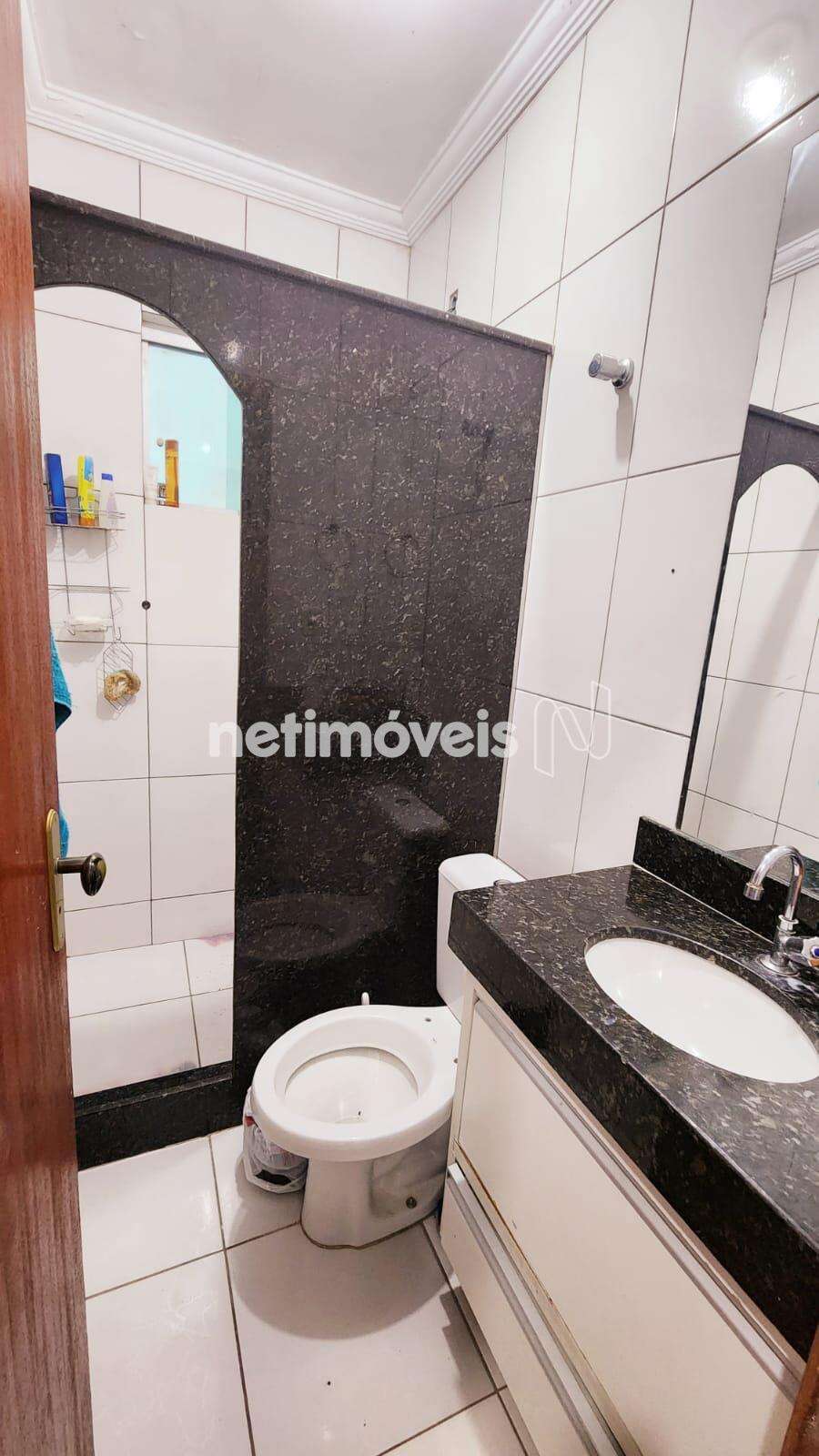 Banheiro no 2º piso