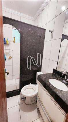 Banheiro no 2º piso 