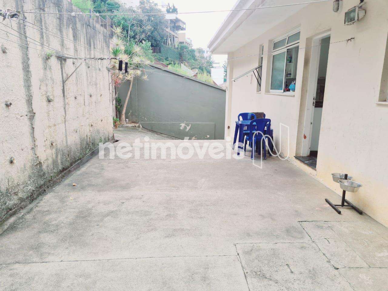 Área externa fundo da casa