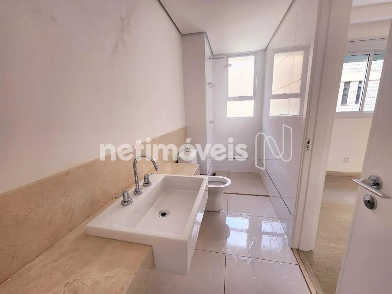 Banho suíte júnior