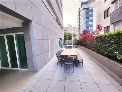 Terraço ao lado do salão de festas