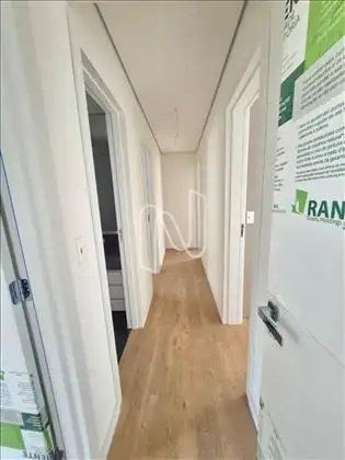 Corredor de circulação do apartamento