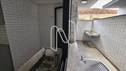 Cozinha / Área Privativa e área de serviço