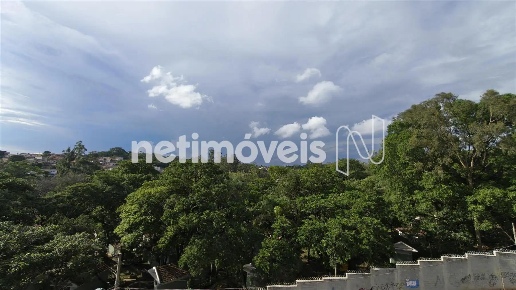 vista da sala e suíte