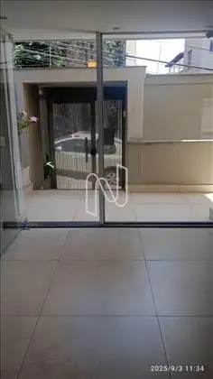 Vista entrada do prédio