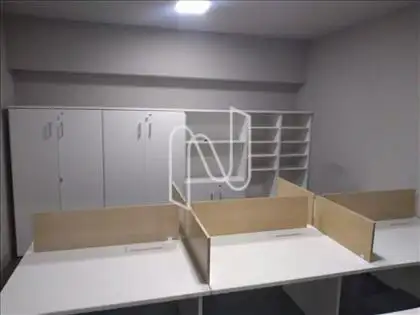Área ampla de escritório