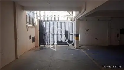 Entrada da garagem.