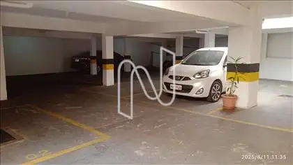 Outro ângulo da garagem.