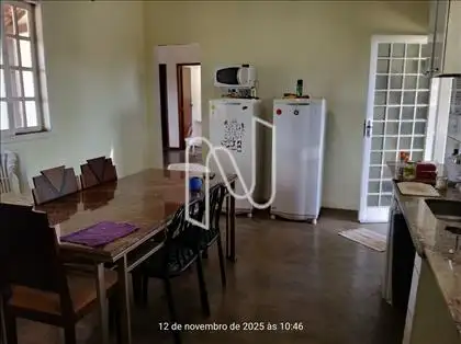 Cozinha vista de outro ângulo.