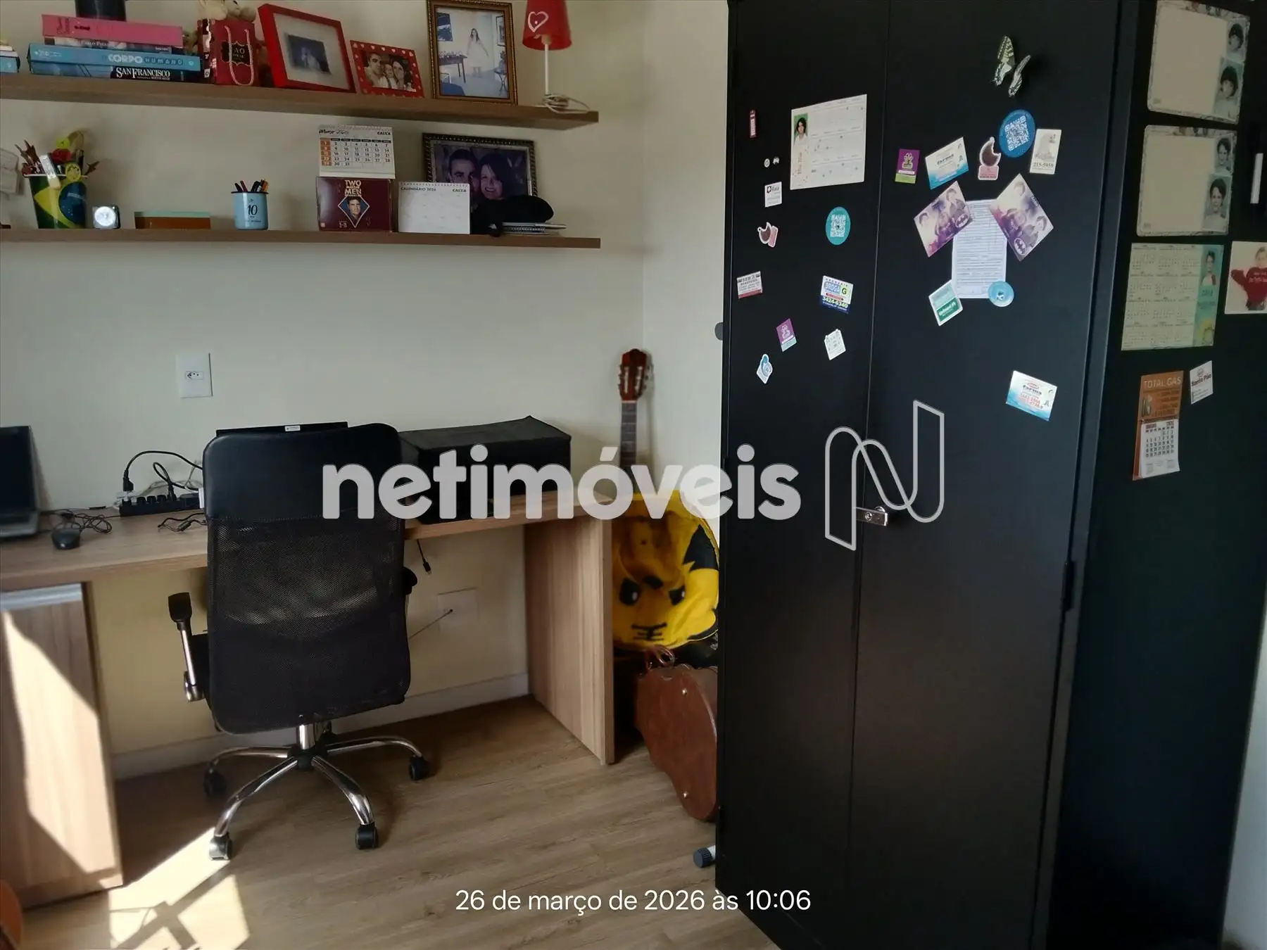 Outro ângulo terceiro quarto.