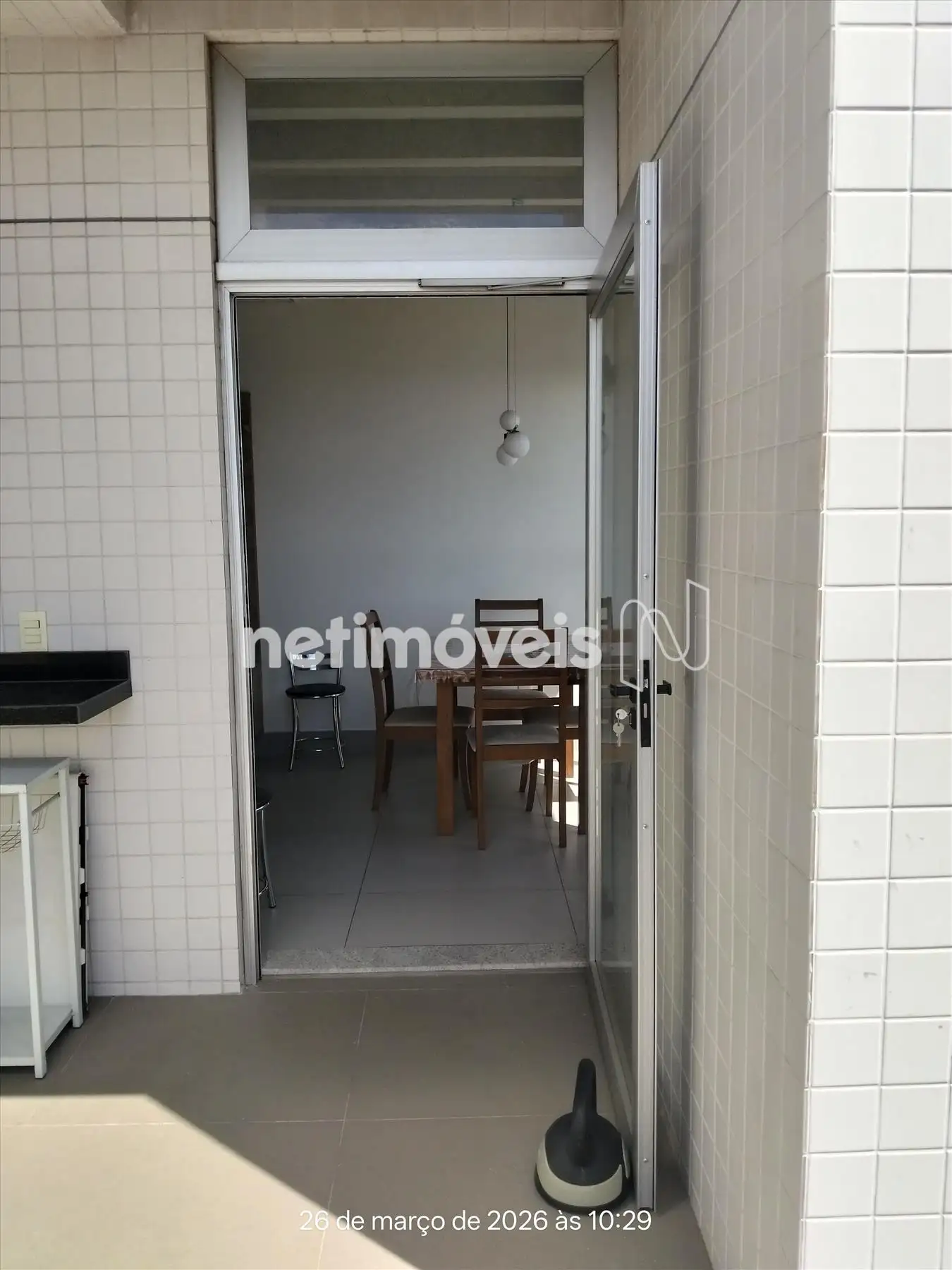 Vista acesso descoberta para coberta.