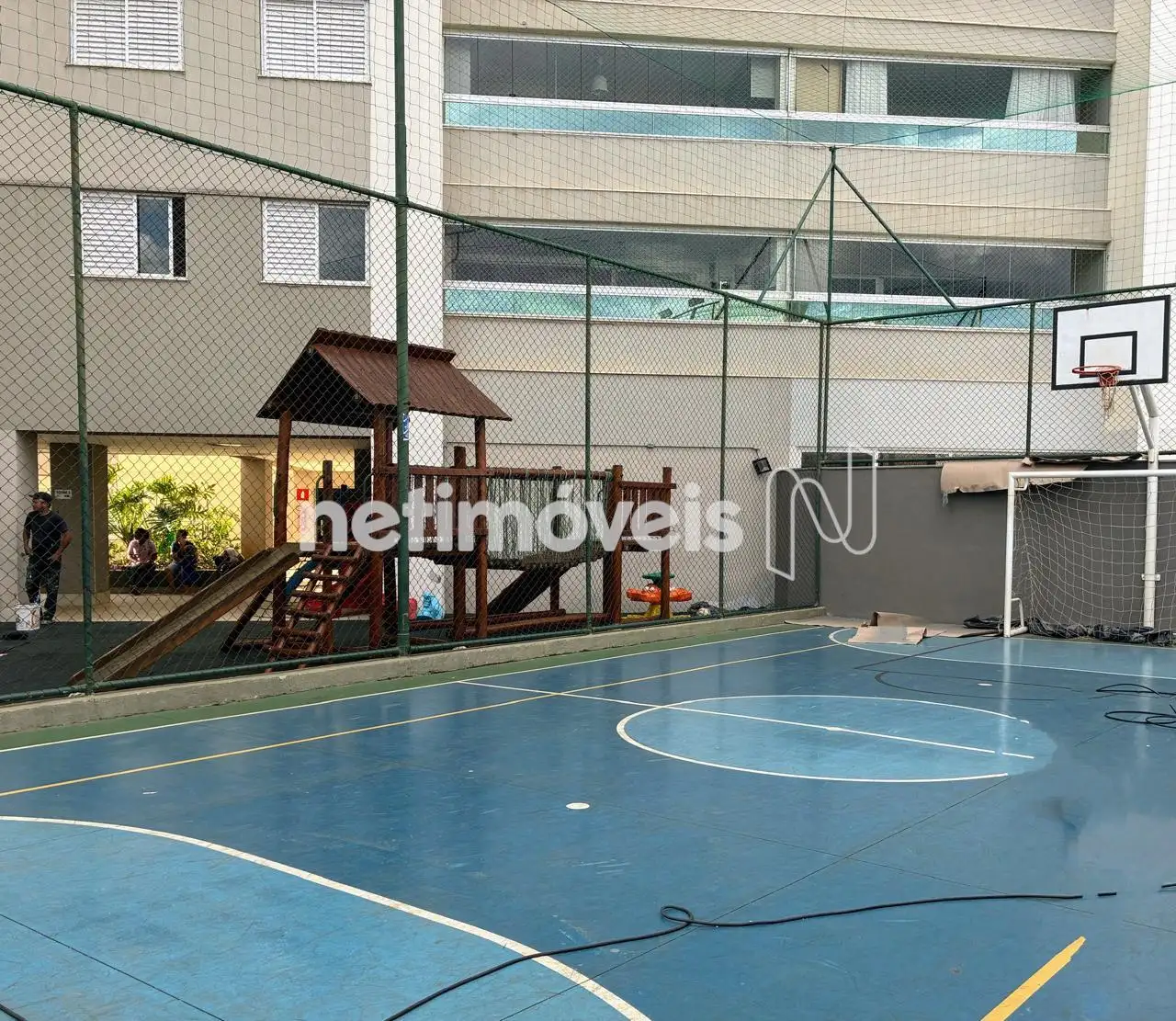 Quadra poli esportiva